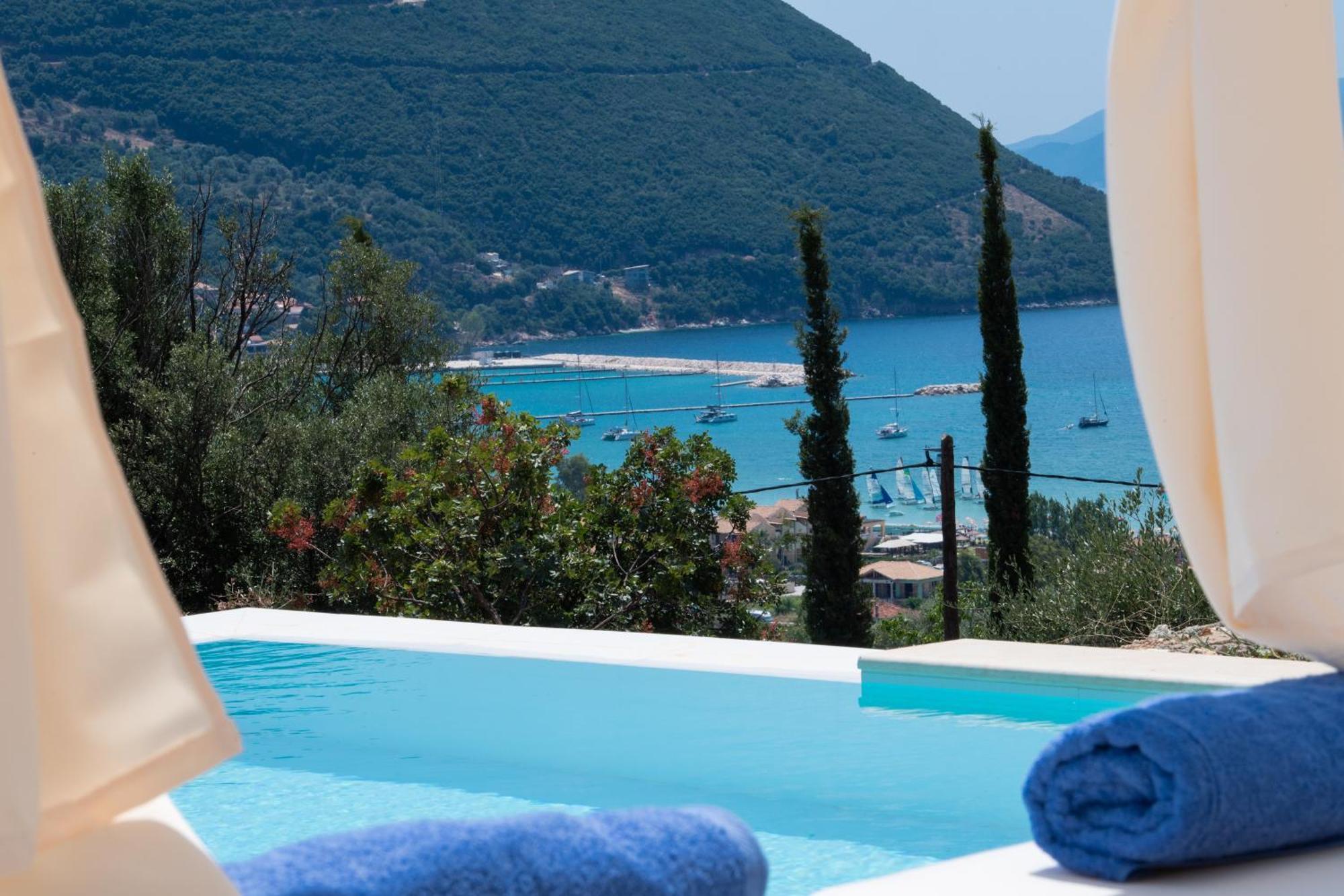 Calionas Suites Василики Екстериор снимка